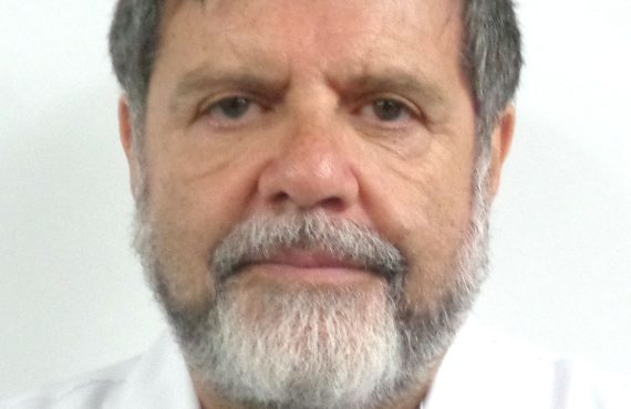 Dr. Luis Espinoza